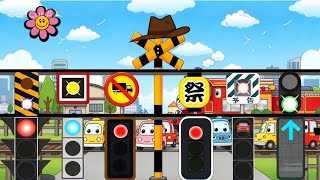 Combined railway crossing with traffic signs