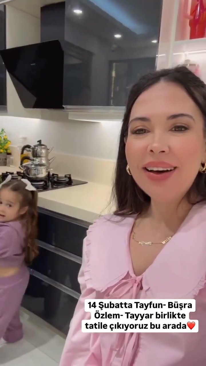 14 şubatta Tayfun -Büşra Özlem- Tayyar birlikte tatile çıkıyoruz bu arada ❤️