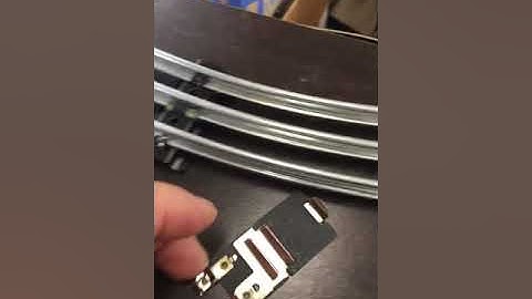 How to put on a Lionel lock on