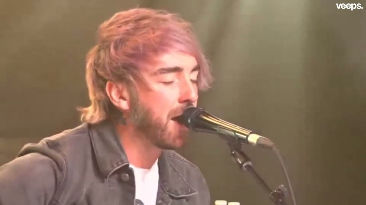 All Time Low - Monsters (Acoustic) Live on Veeps - YouTube