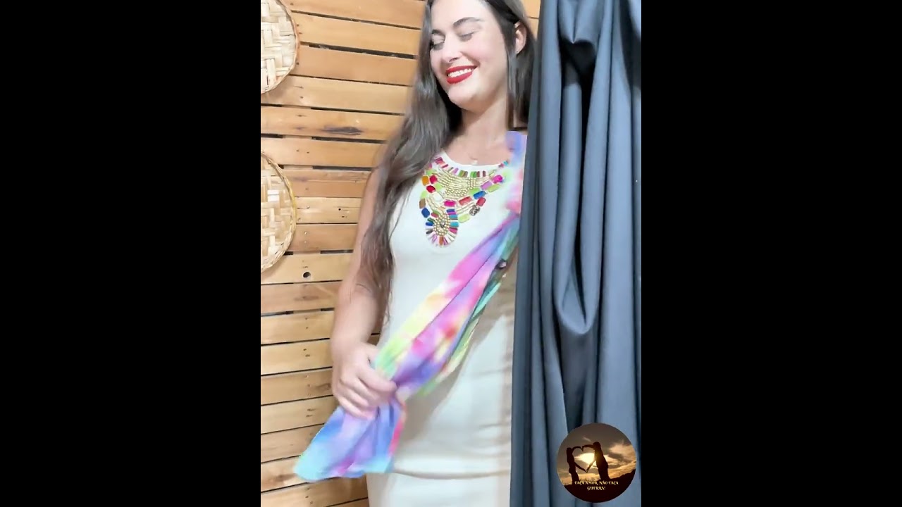 Ela não gostou dele atender essa cliente, porque a ela era muito linda 💔