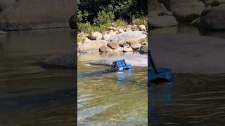 rc big 8x8 truck water off roading