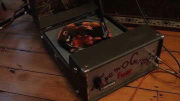 SoaringTortoise Electronics Fuzz Joy Deluxe  Programmable Trem-o-Graph w/ Fuzz