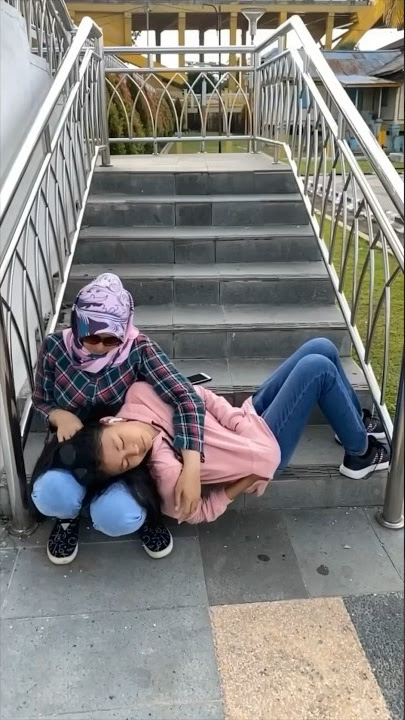 Cara MengKutuk Orang jadi Batu #shorts Nasya kaila Nazifah