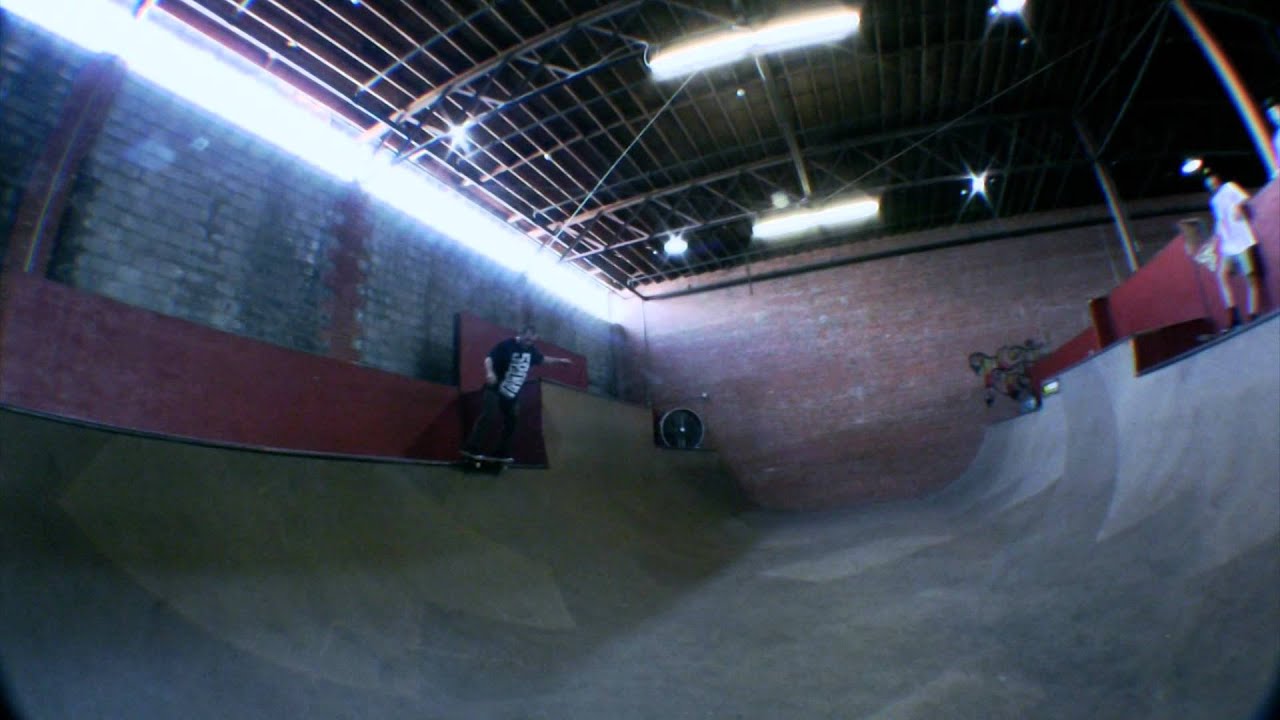 Willy Akers and Joe Tookmanian at DoubleDecker SkatePark