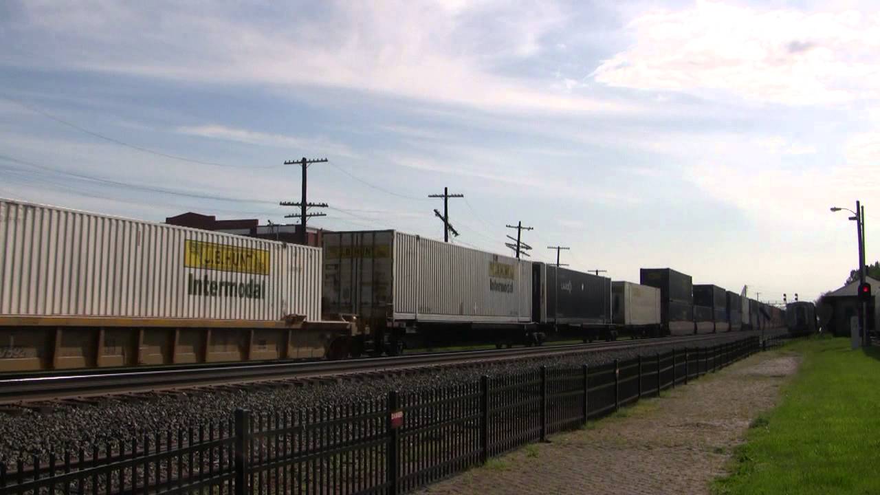 CSX 70 Leads A Stack Train @ North East, PA w Canon HF11 - YouTube