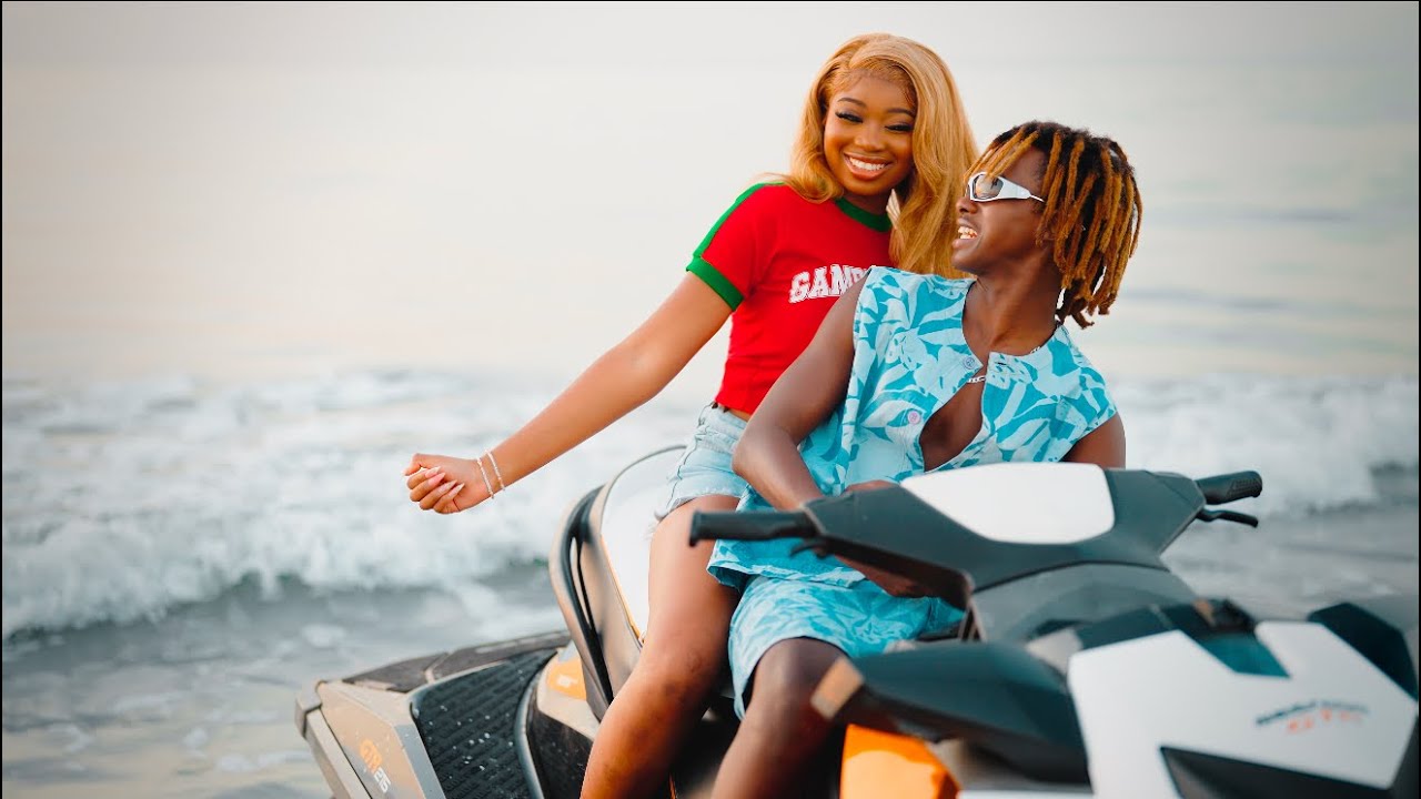 Amanii- Vibe With Me (Official Video) ft Molze