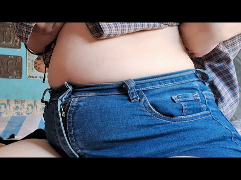 Girl Belly Play | Gaining Weight 🐮🐮🩷 thumbnail