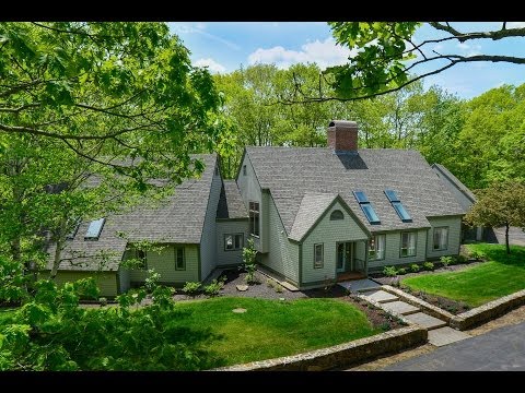 24 Elizabethan Drive, Kennebunkport, ME home video tour
