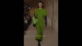 #gigihadid and #bellahadid  for #victoriabeckham #gigbells #runway #shorts #youtubeshorts #fyp