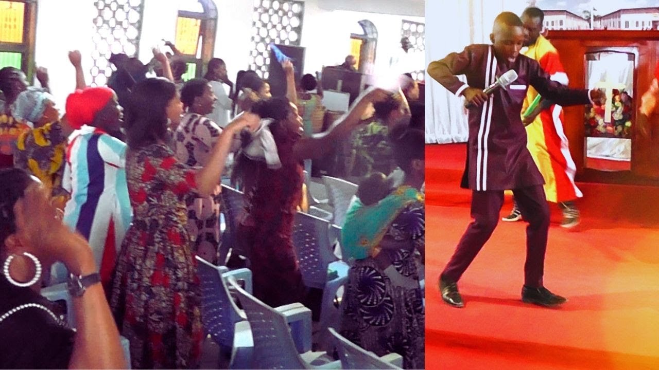 Kanisa zima Labarikiwa Mtoto Yohana Antony akiimba na Kucheza /Hata Sasa Umenisaidia Live