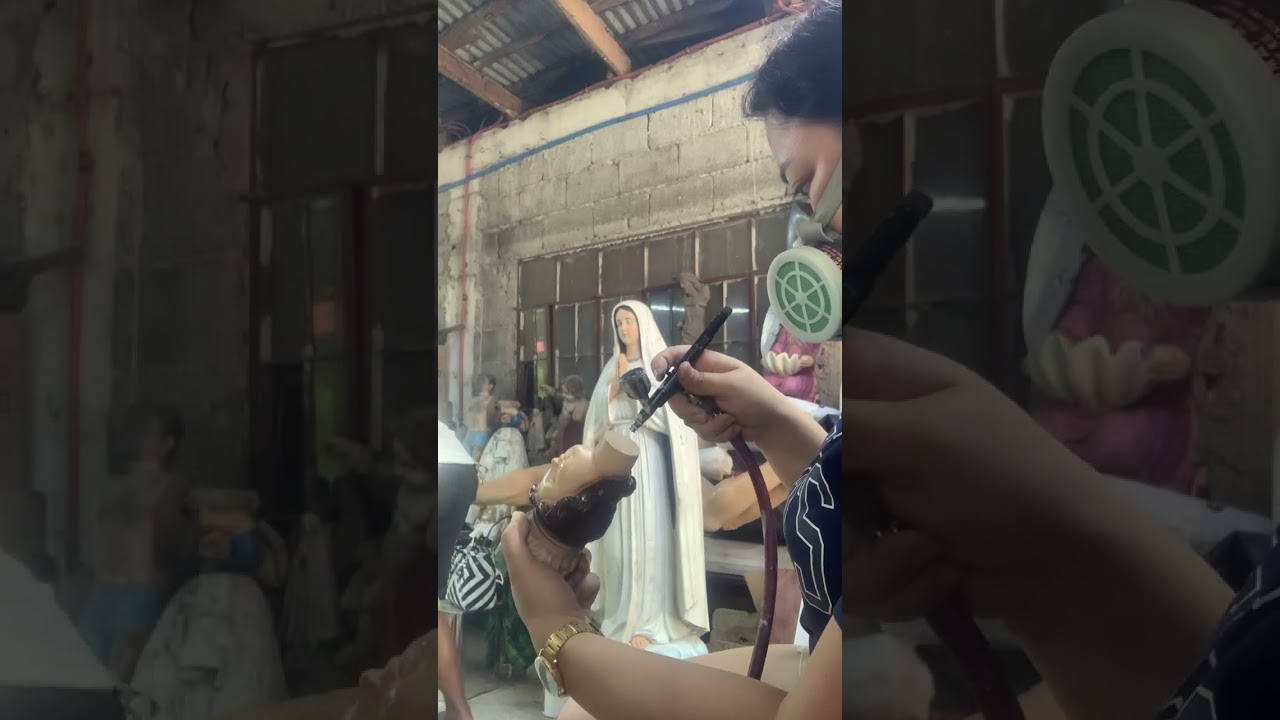 Sto.niño painting statue