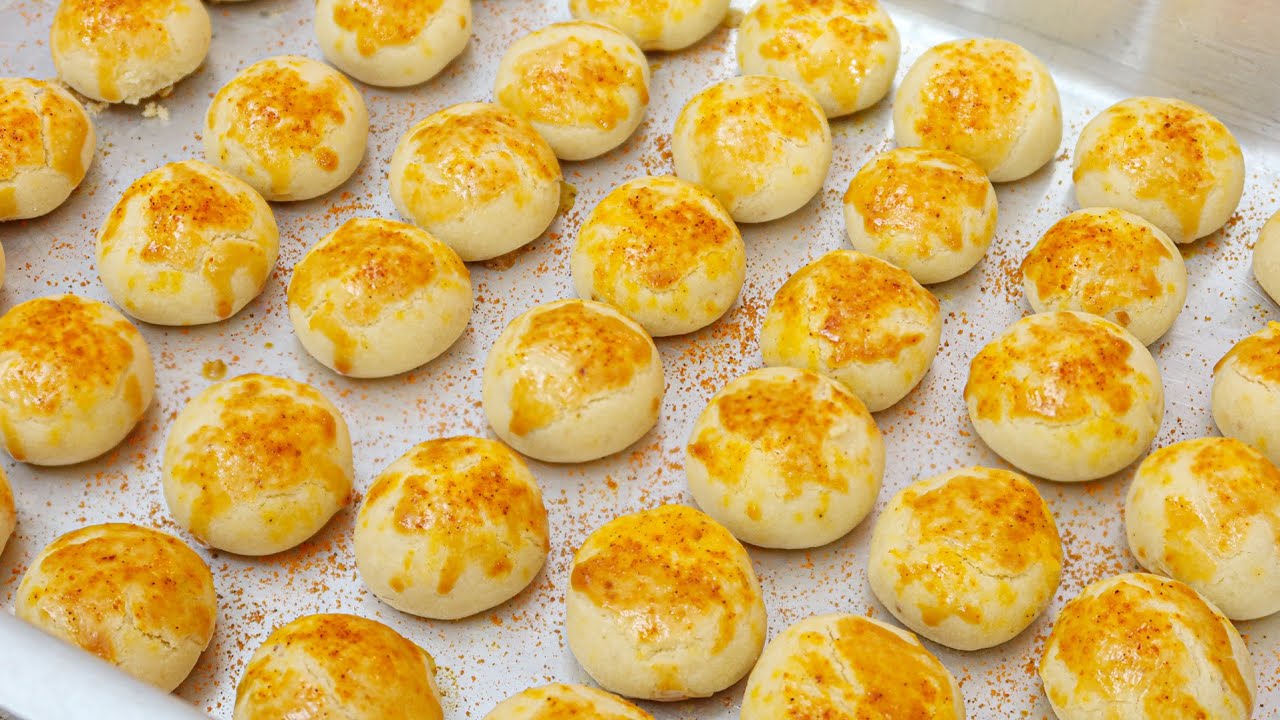 COM 3 INGEDIENTES FAÇA ESSE BISCOITO DE CEBOLA QUE DERRETE NA BOCA