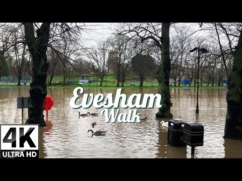 A wet spring morning in Evesham | English town 4K walk