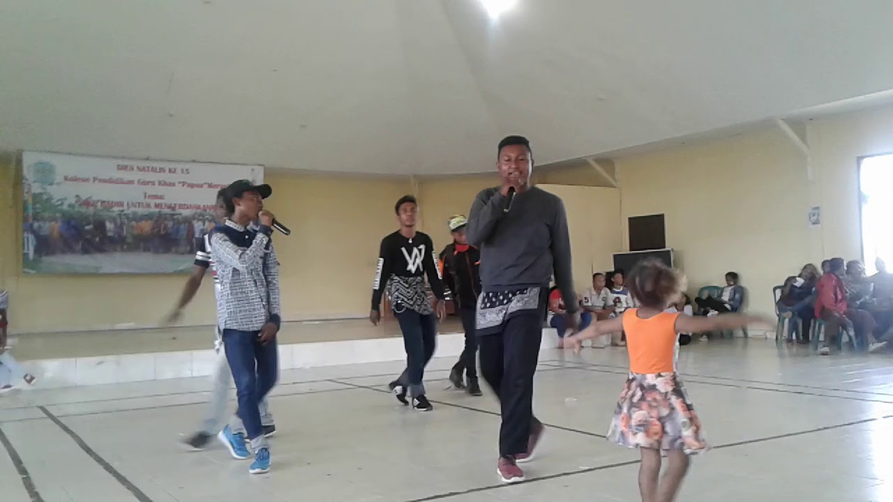 Tampil di SMA KPG KHAS PAPUA MERAUKE