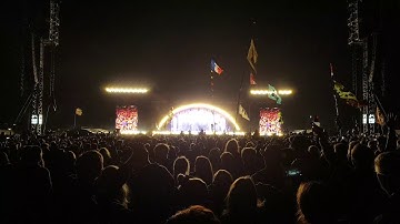 ROBYN Dancing On My Own  (Live at Roskilde Festival 2019)