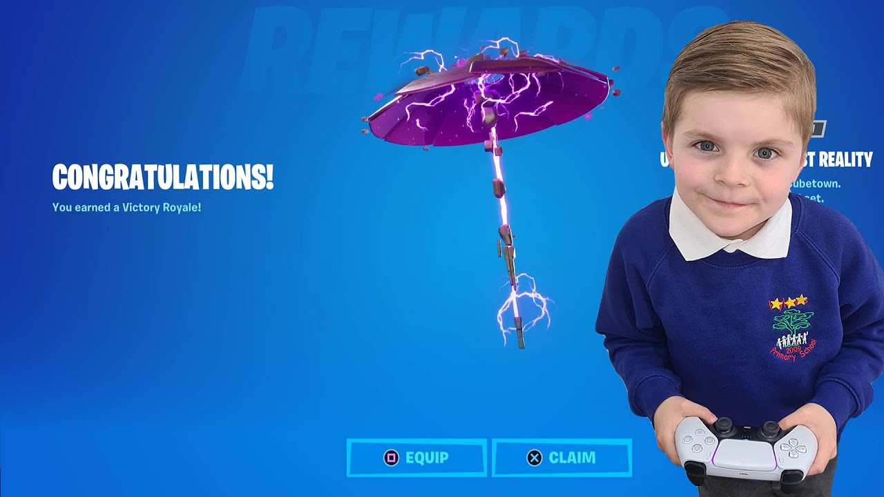 TRUMAnn And His 8 Year Old Kid Unlocking FREE Fortnite Umbrella Of The Last Reality Using CARNAGE