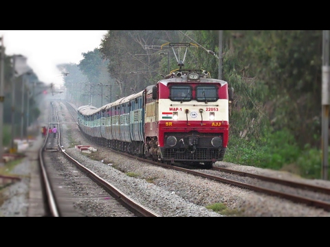 BEST LOOKING ELECTRIC Locomotive - AJJ WAP1 Hauling SBC - Hindupur Train - INDIAN RAILWAYS