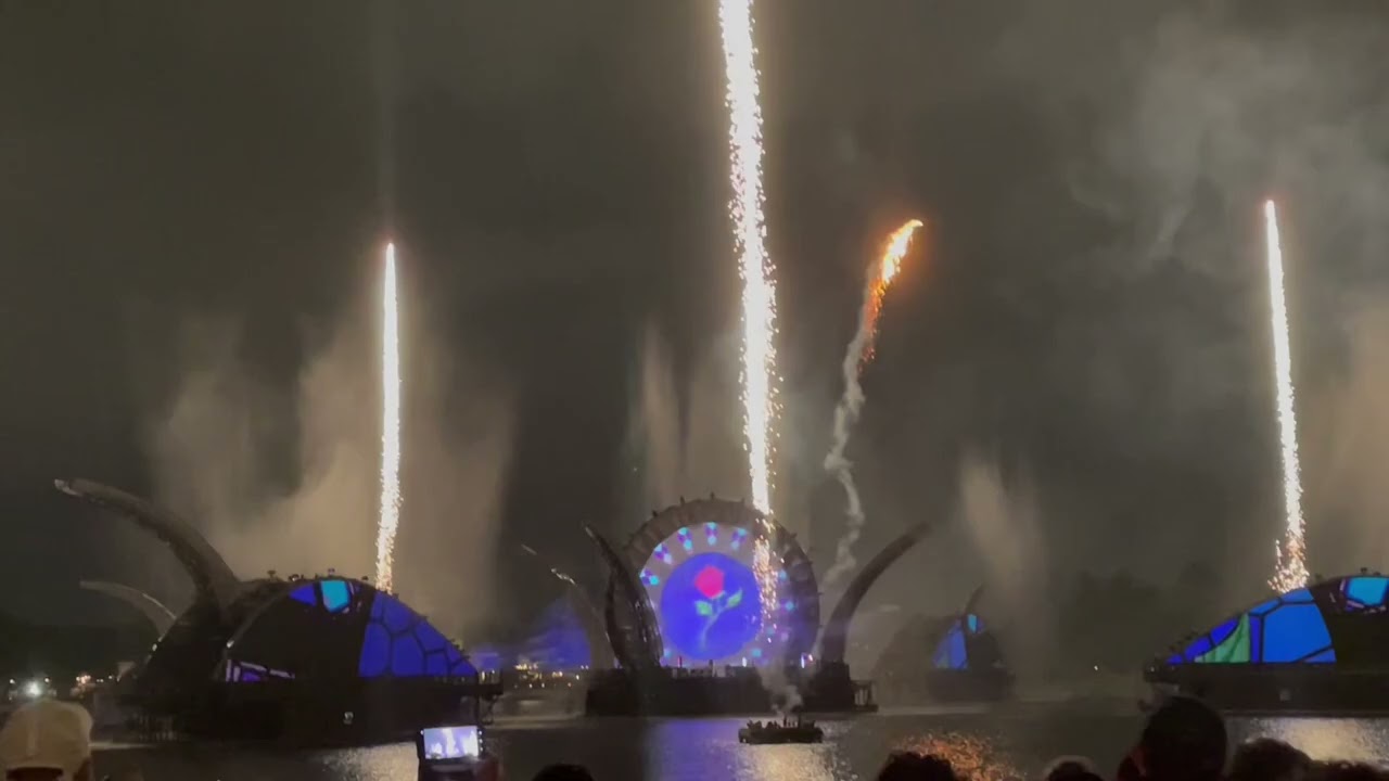 Epcot - nighttime show - harmonious (my favorite nighttime show at Epcot!) September 2022