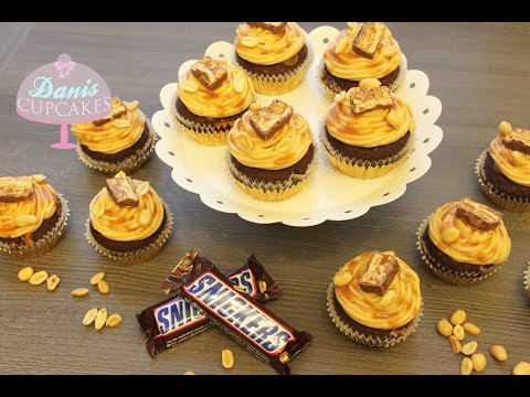 Video: Wie Man Einen Snickers-Cupcake Macht