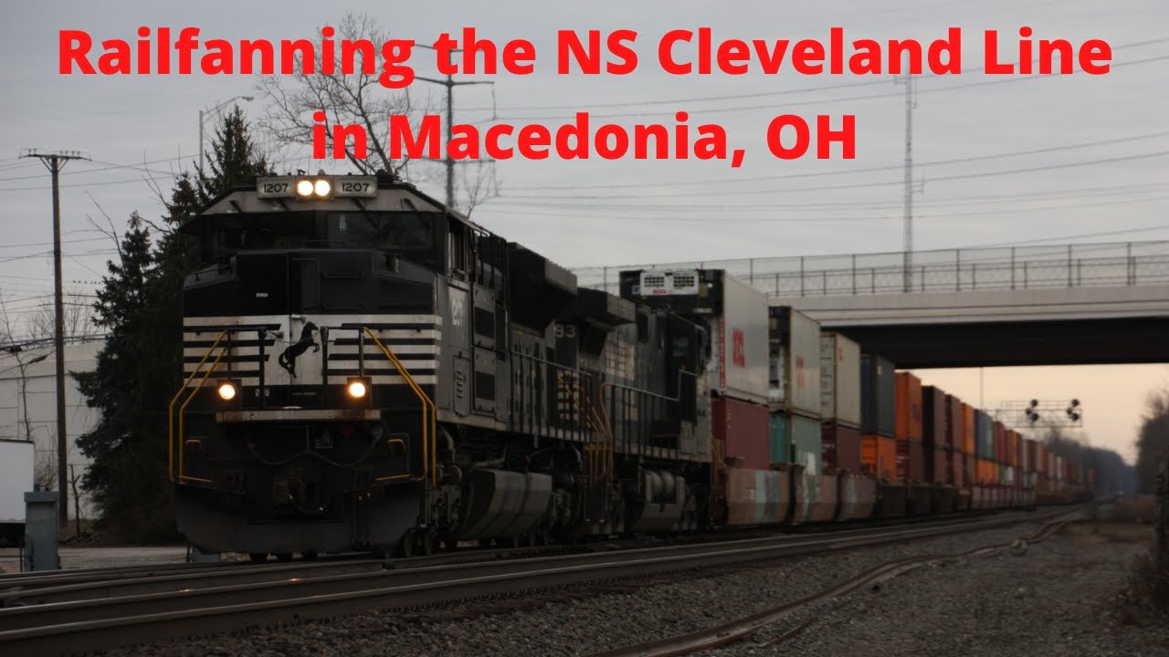 Christmas Eve Railfanning on the NS Cleveland Line 2021