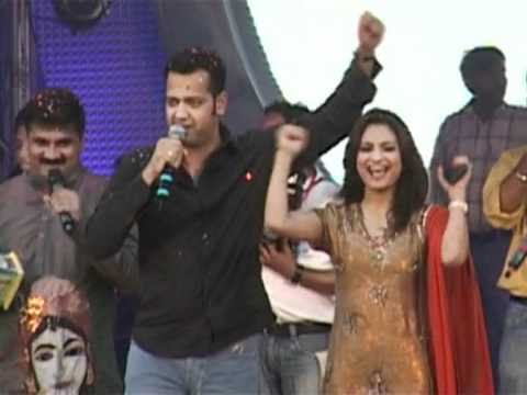 Salman, Akshay, Mugdha & Karisma celebrates Dahi H...