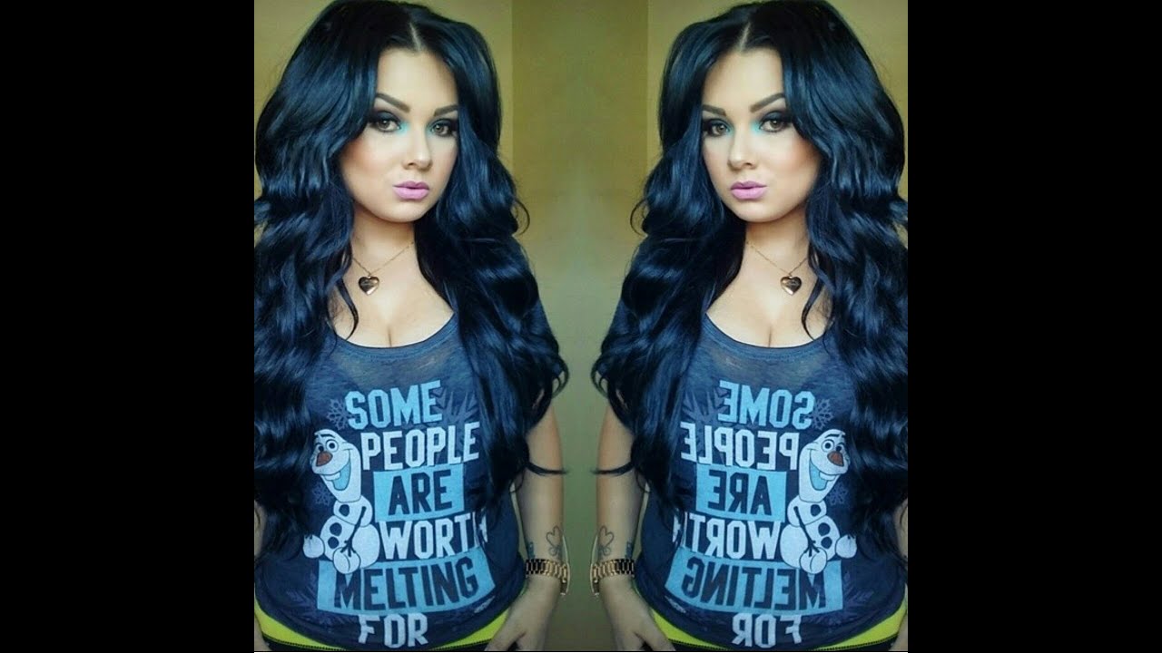 smokey eyes with a pop of turquoise