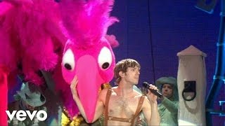 Video thumbnail of "Take Your Mama (Live at The Brit Awards, 2005)"