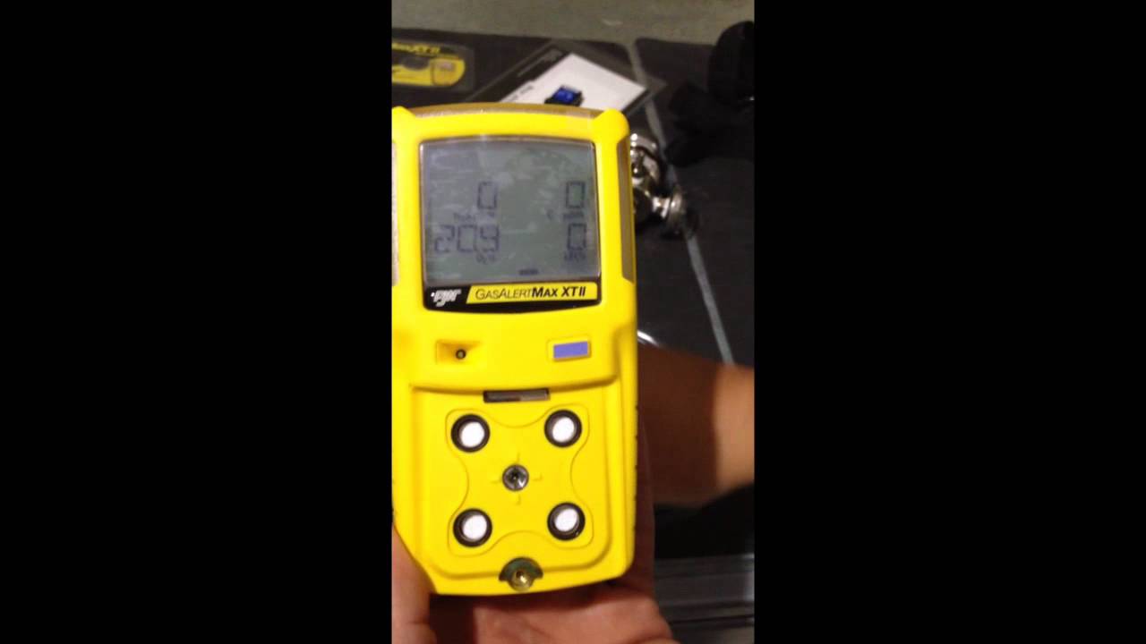 Detector de gases Gas Alert Max XTII Bw Technologies by Honeywell - YouTube
