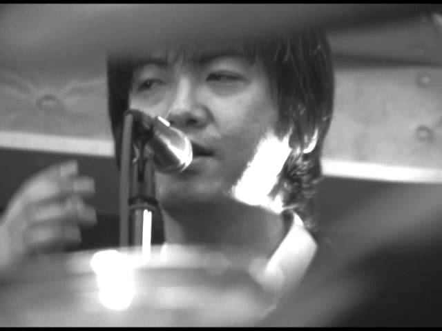 高橋徹也 - 大統領夫人と棺 - YouTube