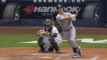 Padres extend lead on Hundley