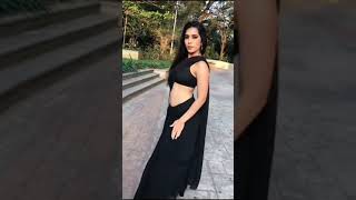 Girl dancing in black saree new tik tok video #shorts #sareegirl