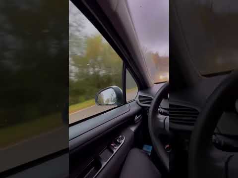 اللهم إنا نسألك الجنة وما يقر ب إليها من قول أو عمل ونعوذ بك من النار وما يقرب إليها من قول أو عمل