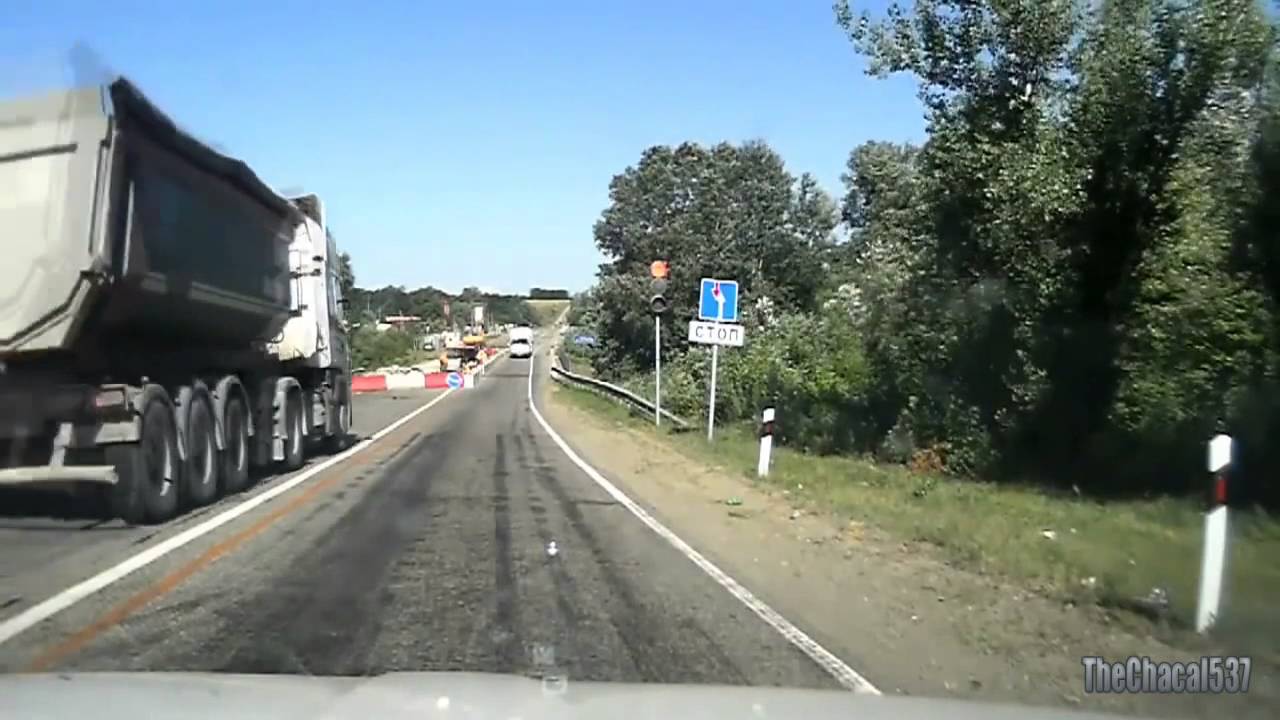 video to gif Car Crash Compilation 7