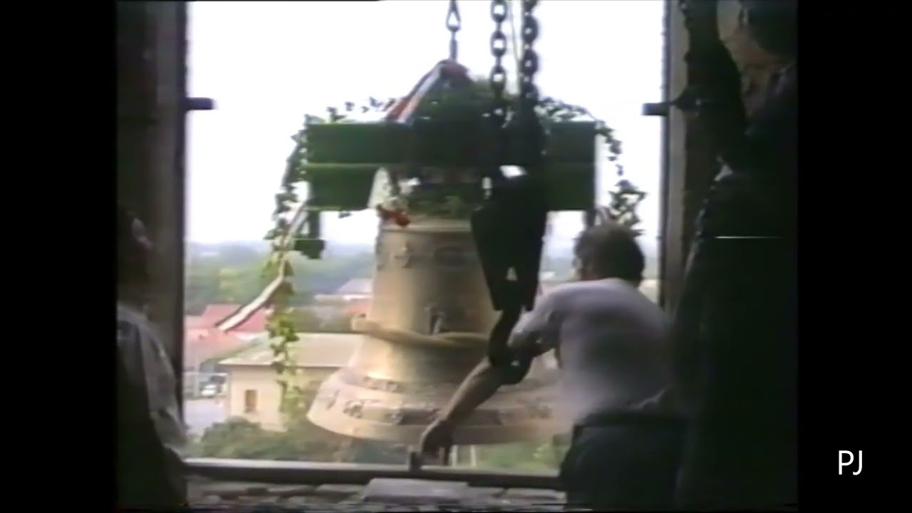 Harangszentelés Abony Katolikus templom 1989