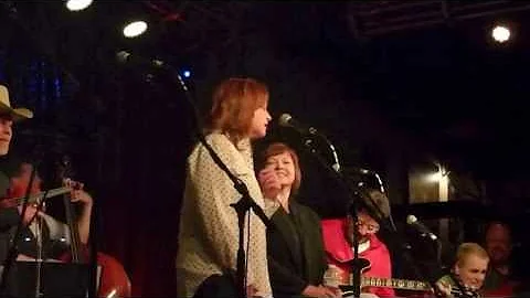 The Time Jumpers with Patty Loveless, Crazy Arms