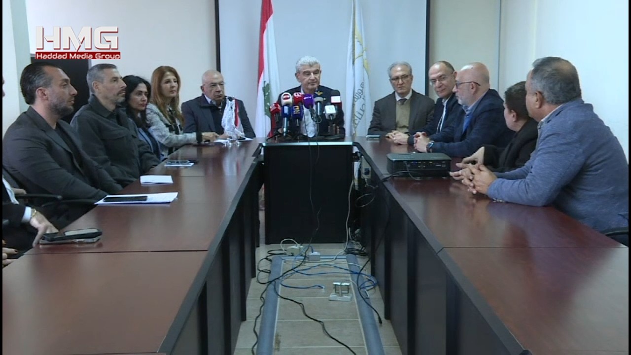 هل ينقطع الدواء والغذاء في لبنان؟ وزير الصناعة يكشف أرقاماً صادمة عن المخزون!