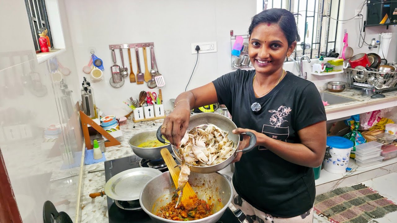 சாலை மீன் அவியல் நண்டு குழம்பு விரால் மீன் பொரியல்