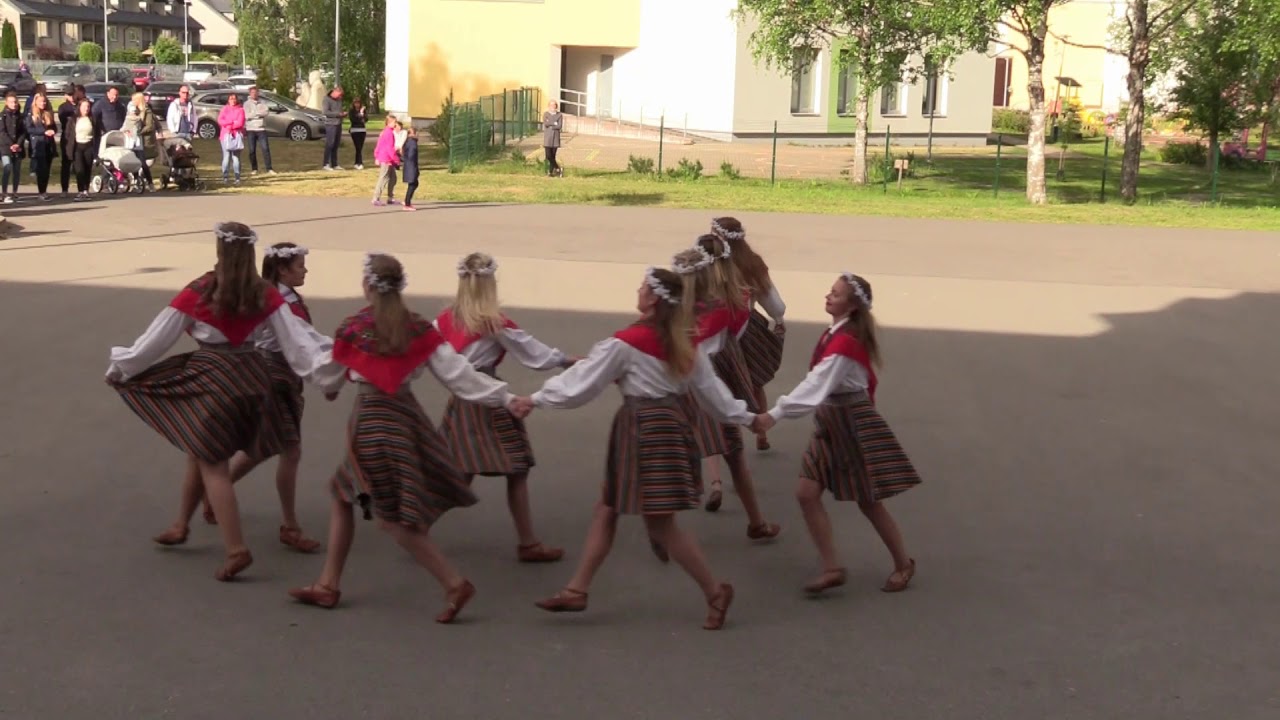 Paide Ühisgümnaasiumi tantsukontsert 