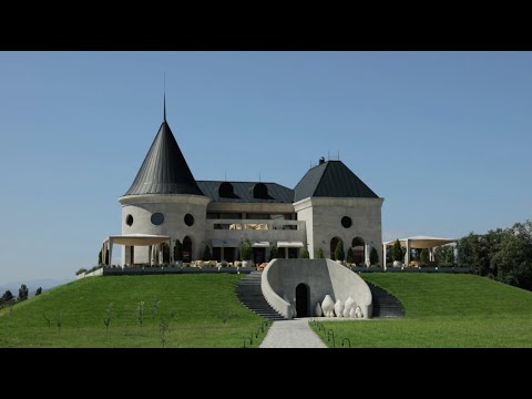 Hammock Magazine x Travel Box - მუსია ქებურია