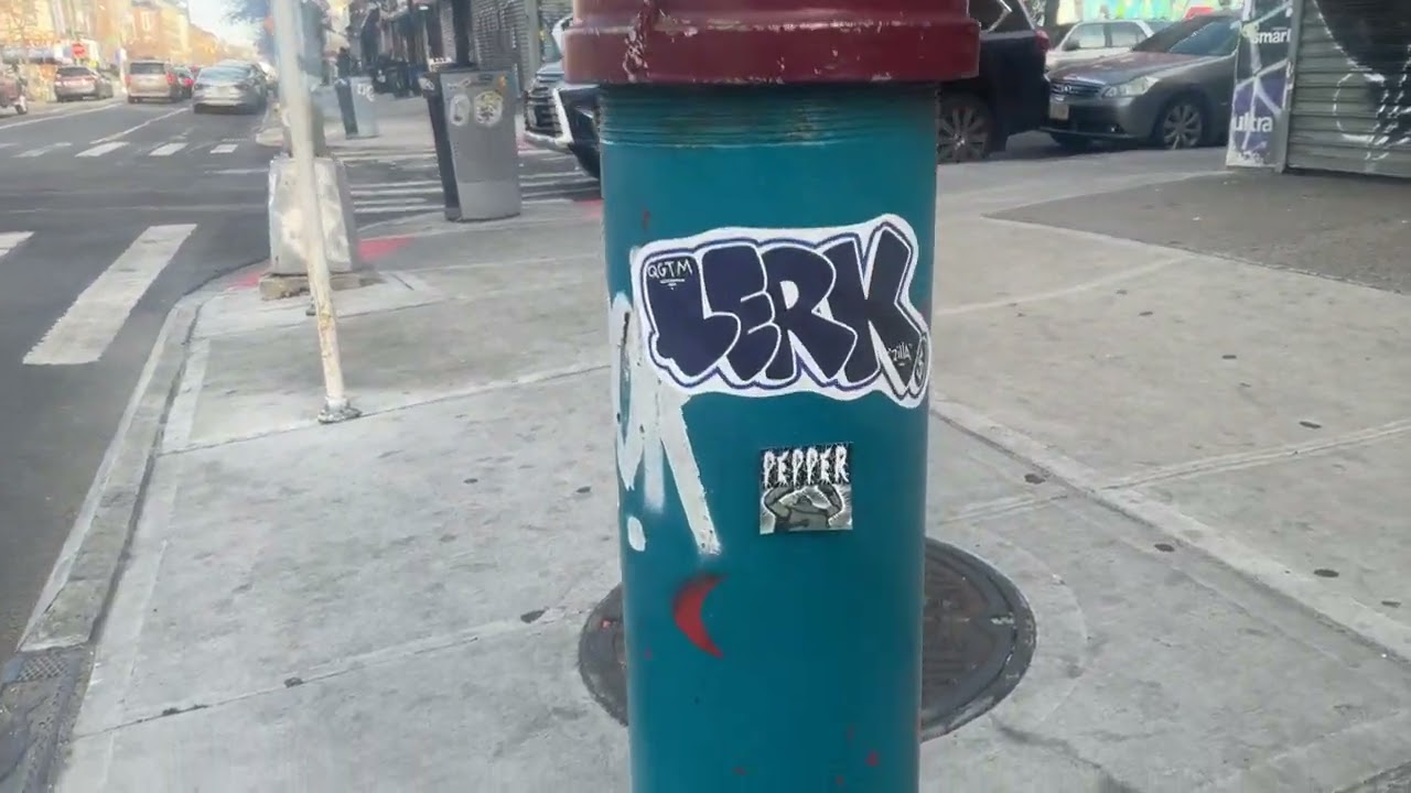 augmented reality graffiti  -   Gigantor 