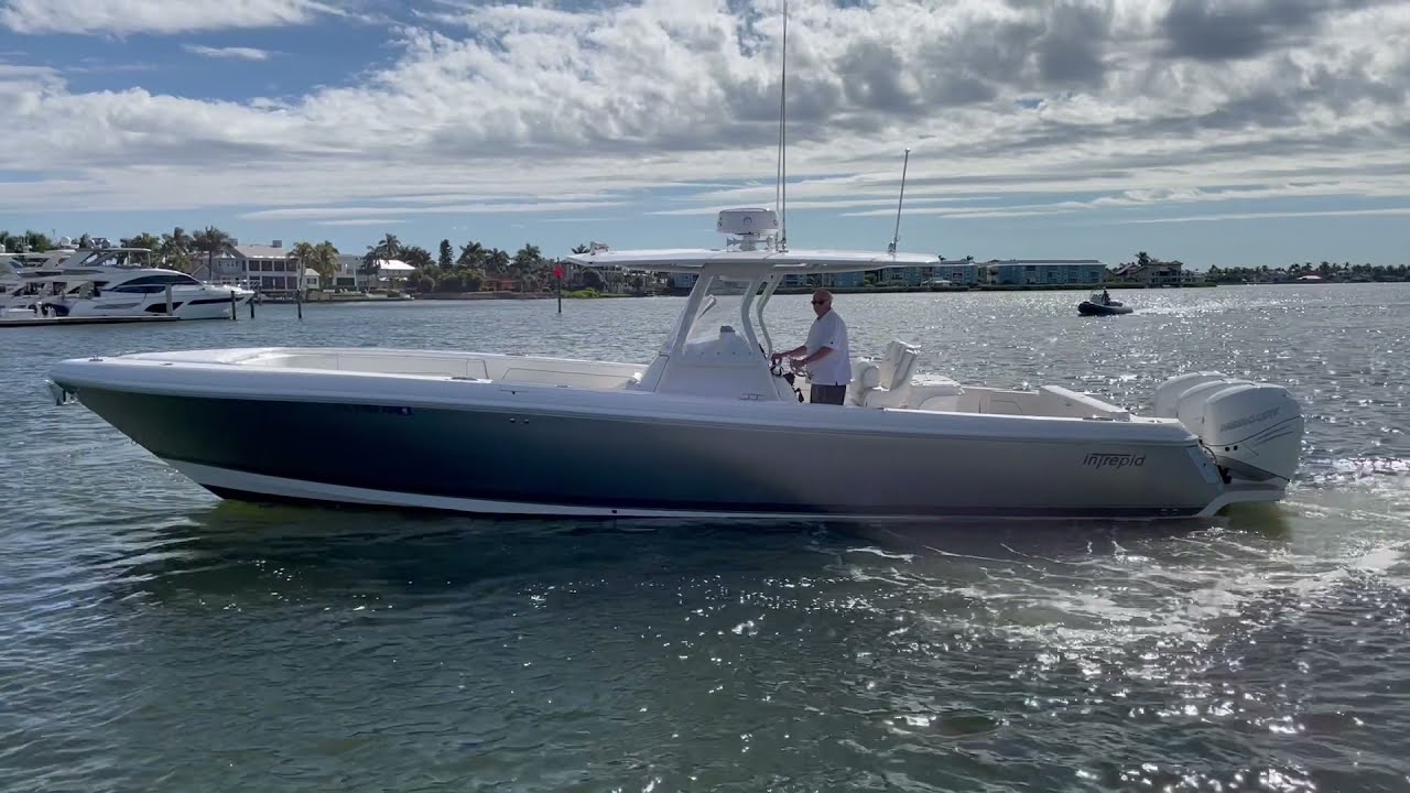 37' Intrepid 2019 Ready for its new owner
