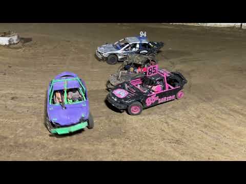 Powderpuff figure 8 racing Fulton Mo 8/29/26 @Callaway Raceway 