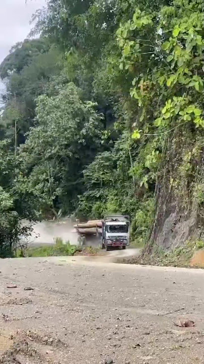 Jet darat meluncur #loggingkalimantan #truklogging #loggingtruck