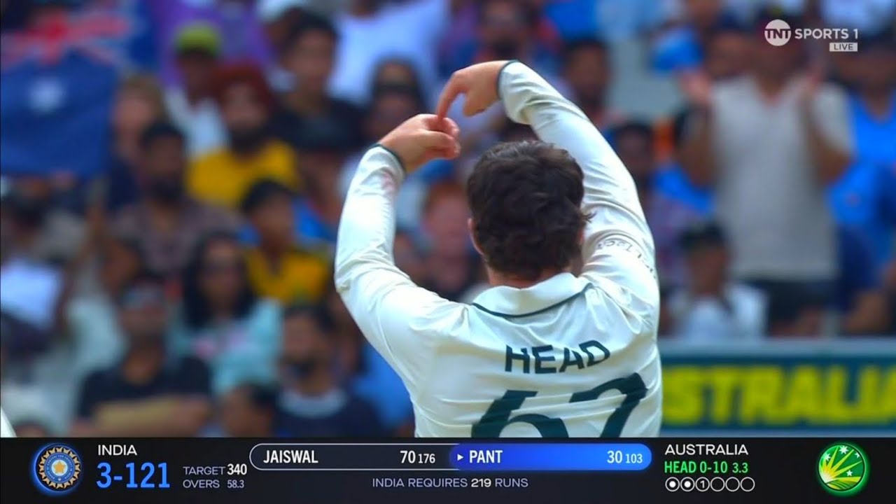 Travis Head Finger Celebration on R Pant Wicket today in IND vs AUS ...