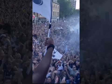 AMAZING SCENES: THE