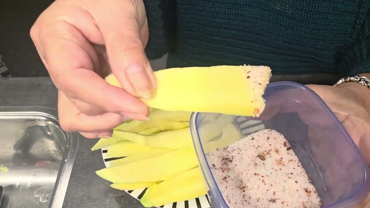 มายั่วๆเพื่อนๆมาทานมะม่วงเปรี้ยวๆกับพริกเกลือด้วยกันจ้า😉🤤🤤