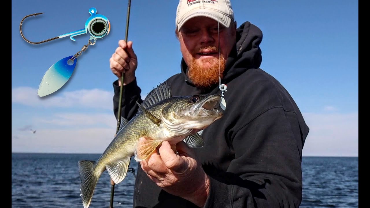 Crushing Walleyes on the NEW Northland Deep-Vee Spin (ft. Bro) 