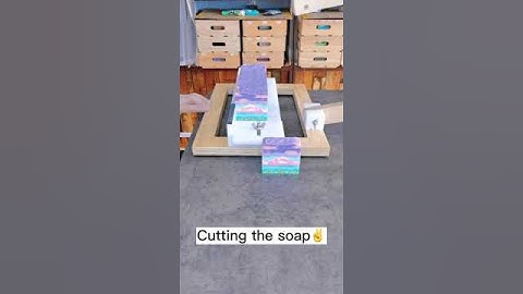 Cutting the soap #soap #soapcutting #soapmaking