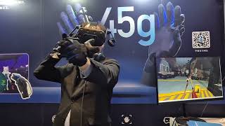 The most lightweight VR glove: hands-on with Udexreal